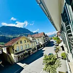 Hotel Rebstock 3*